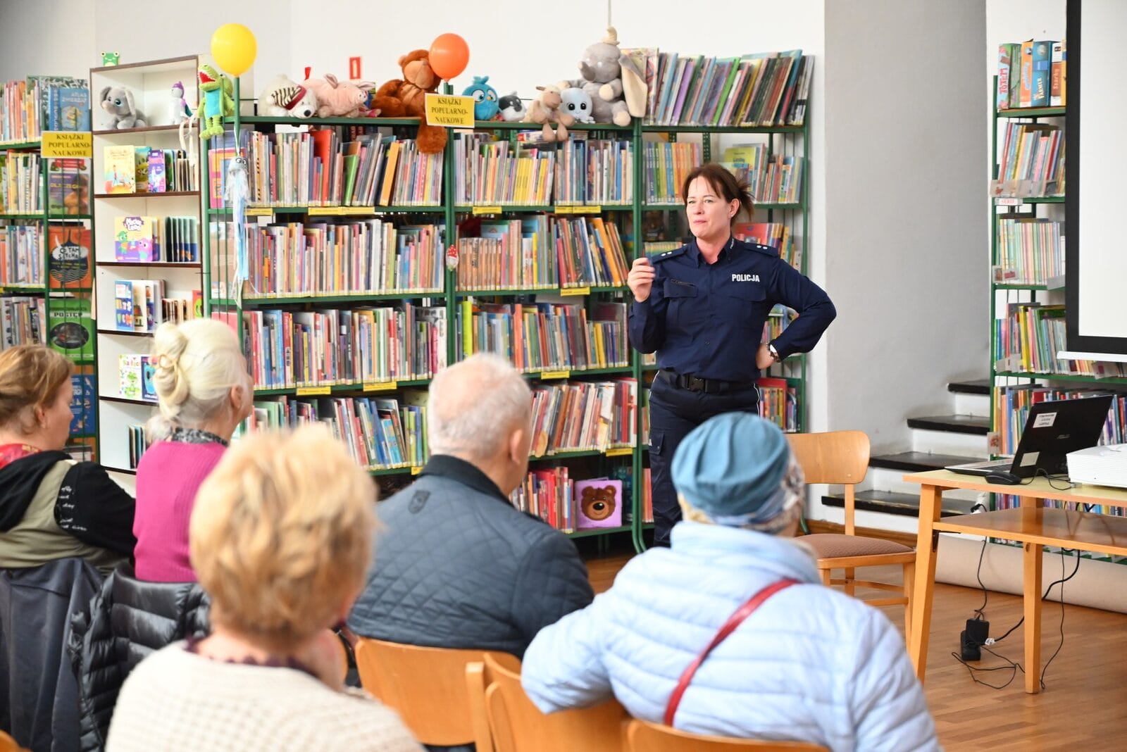 90-letnia ostródzianka nie dała się nabrać. Oszuści ponownie dzwonią do seniorów, żeby zabrać oszczędności życia 1 Seniorzy Profilaktyka