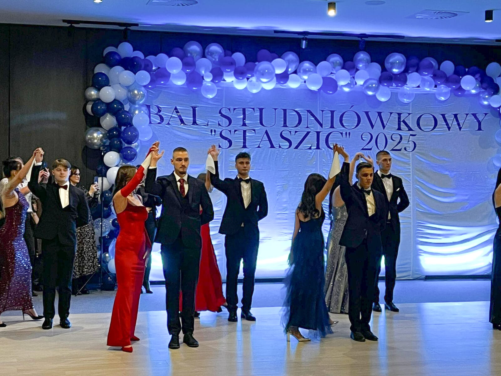 Studniówka Uczniów Ostródzkiego Staszica