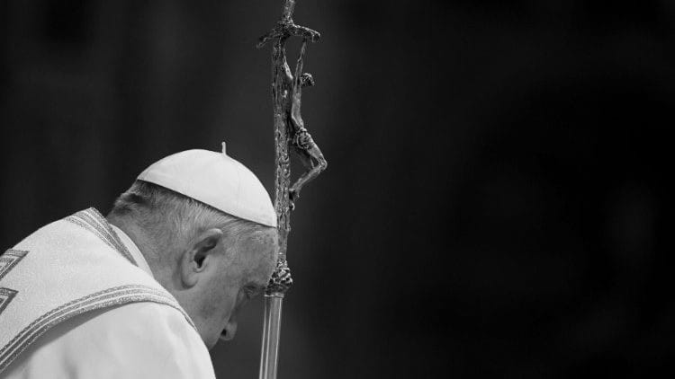Papież Franciszek zakończył swoją ziemską drogę – Dziedzictwo, które zostawił 1 Papierz Franciszek