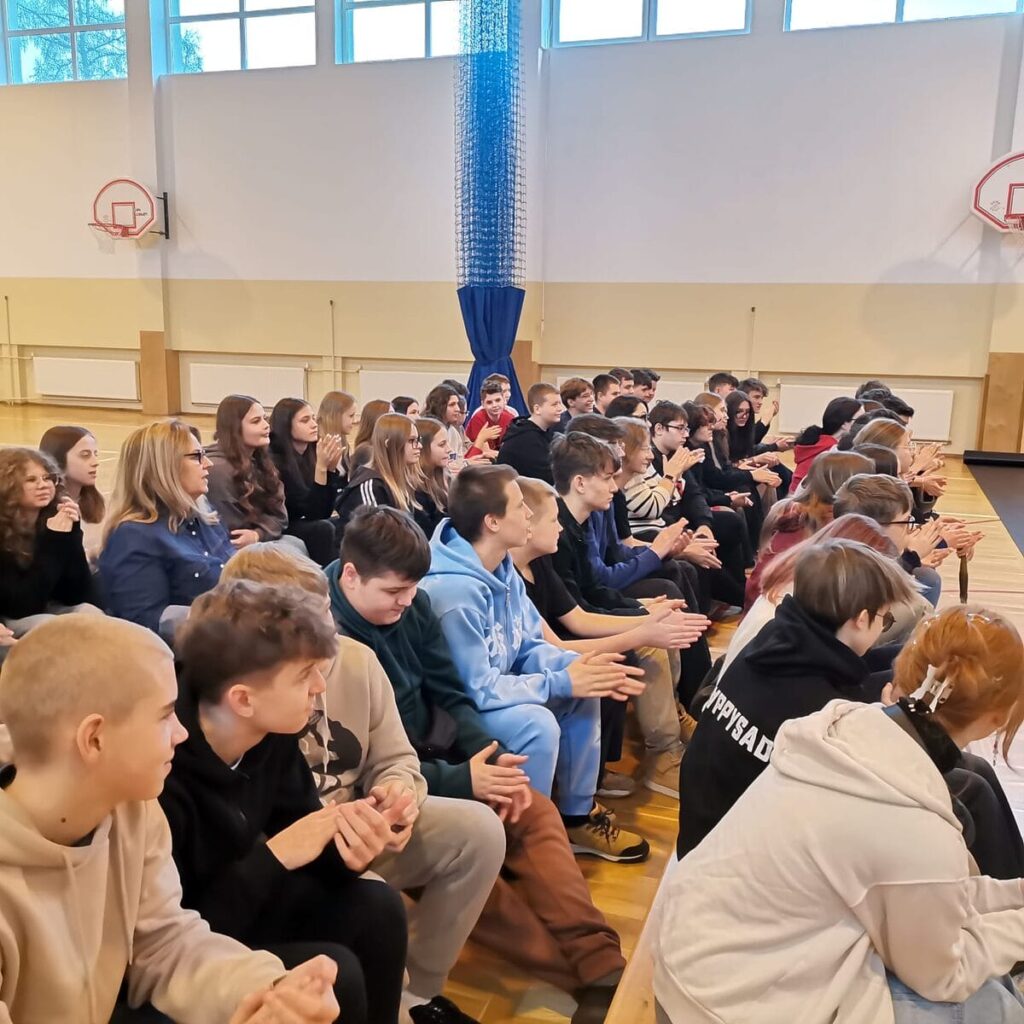 Tak się uczy historii w Ostródzie! W piątce "dotknęli" Powstania Warszawskiego 14 Postanie 25