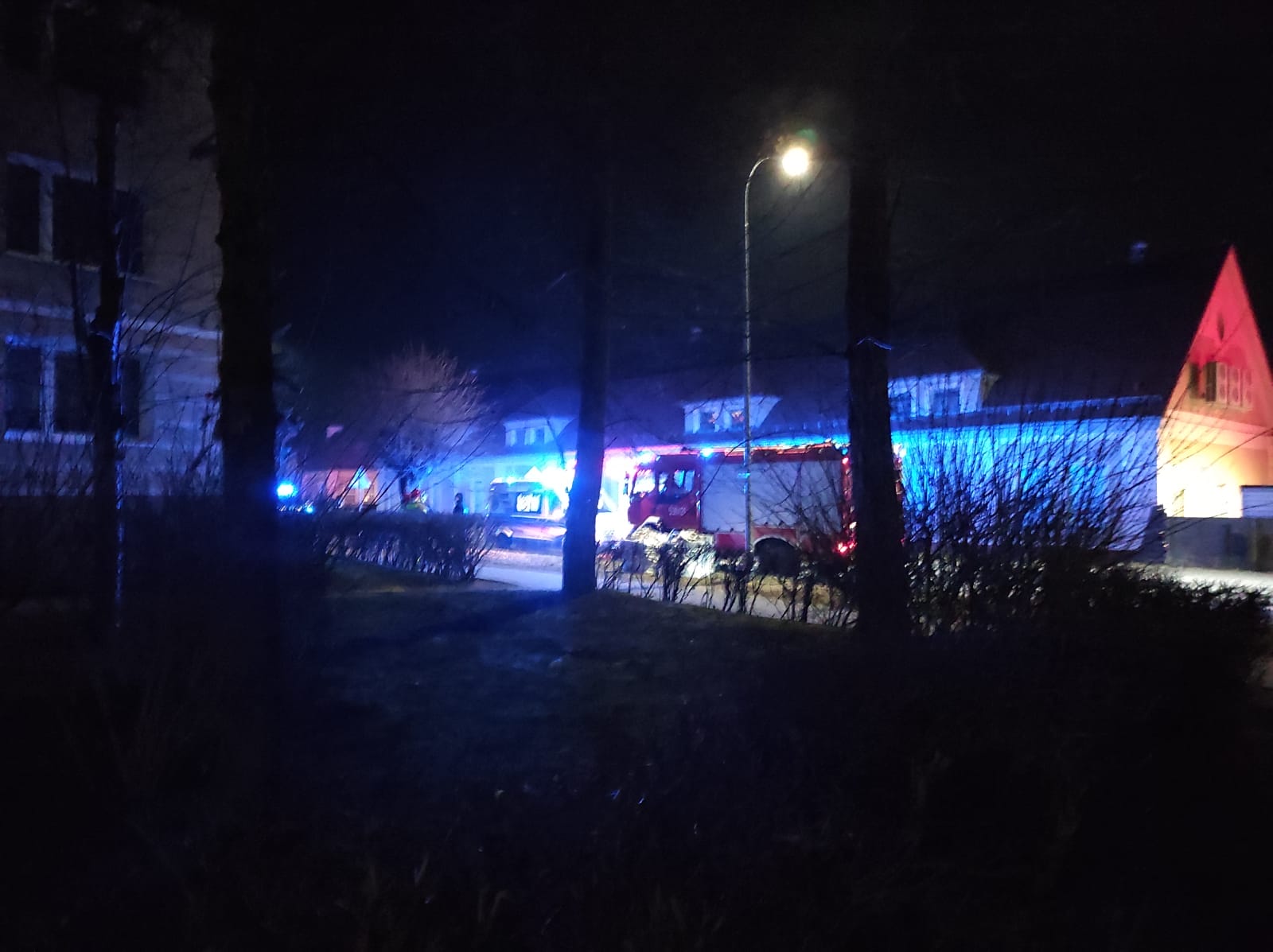 Dwie osoby w szpitalu – tlenek węgla znów zaatakował na ul. Jegiełły w Ostródzie 1 Czad Jagiellyfoto