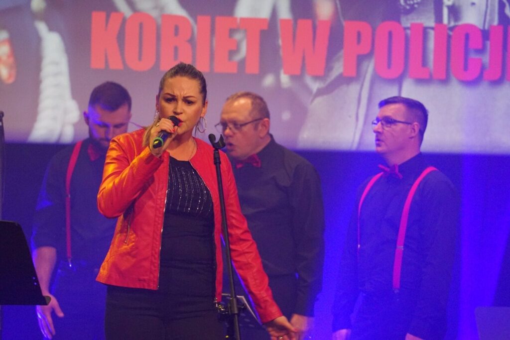 Kobiety W Policji 19
