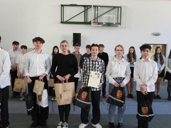 Międzyszkolny Konkurs SAVOIR VIVRE – "Obycie ułatwia życie" 19 Konkurs Salezjan 1 1