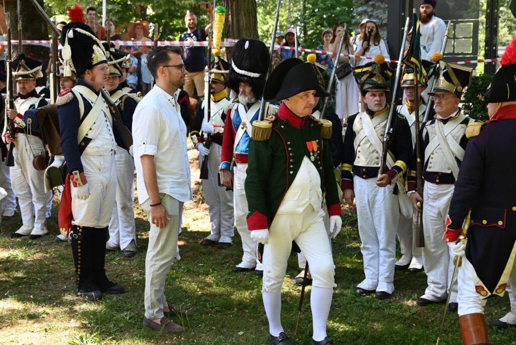mundur napoleon