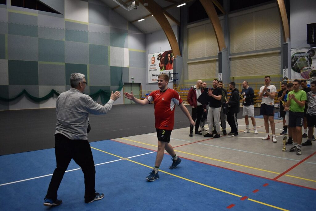 Drużynowy Mistrz Ostródy w Siatkówce: Beemka Volley Gdańsk na Szczycie! 18 Siatkowka Liga 6