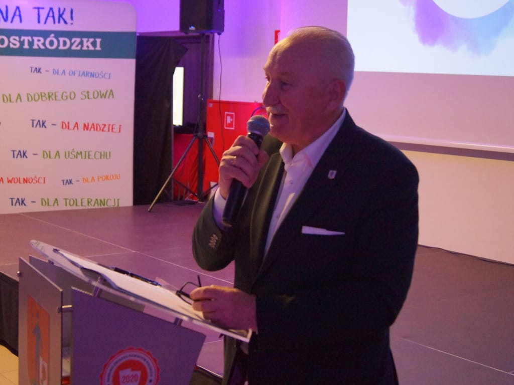 Gala „Ośmiu Wspaniałych” w Ostródzie. Młodzież z powiatu pokazuje siłę wolontariatu 41 487482343 1111195991051236 2763952925407206420 N