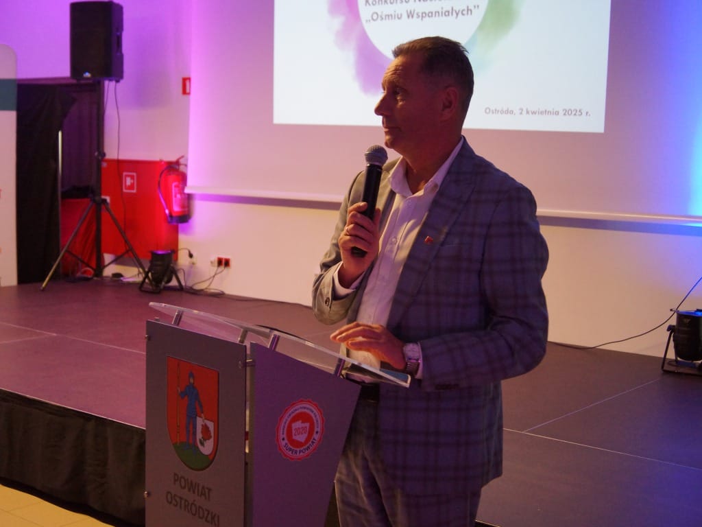 Gala „Ośmiu Wspaniałych” w Ostródzie. Młodzież z powiatu pokazuje siłę wolontariatu 44 487506651 1111196001051235 7613120757772461094 N