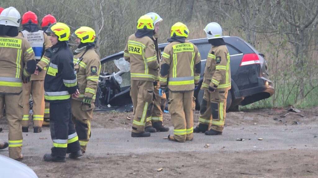 Wypadek w Budwitach. Kierowca zabrany śmigłowcem do szpitala 21 Img 20250412 Wa0013
