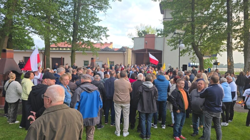 Rafał Trzaskowski W Ostródzie. Spotkanie Piknik Obywatelski Na Terenie Strefy Aktywności Rodzinnej.