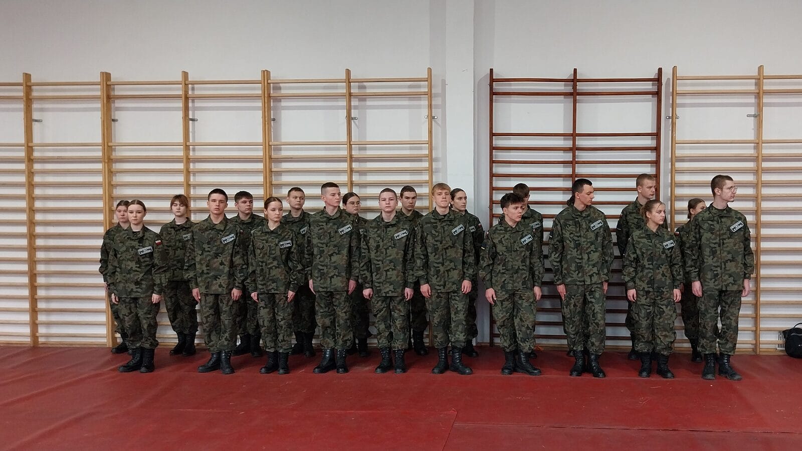 Powiat ostródzki: Wyszkolimy pilotów i żołnierzy. Szkoły ruszyły z rekrutacją! 1 Szkoły W Powiecie Ostródzkim Rozpoczęły Rekrutację Na Rok Szkolny 2025/26
