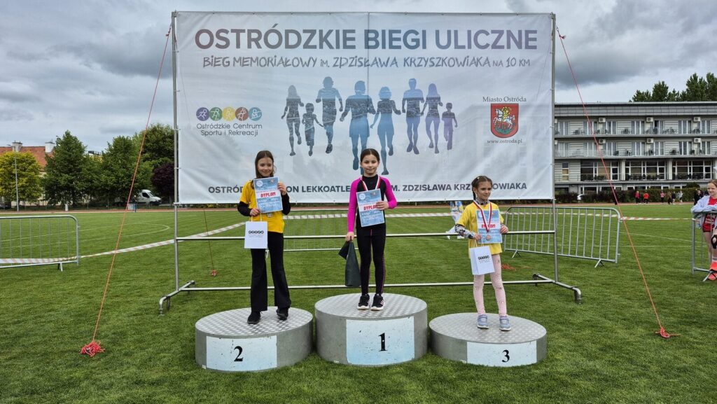 35. Ostródzkie biegi uliczne - Czwórka wygrywa rywalizację szkół 31 Biegi Uliczne25 7