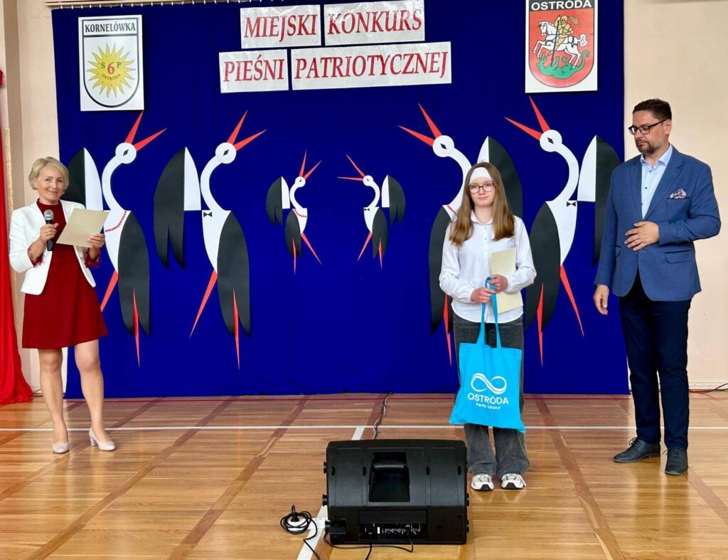 Miejski Konkurs Piosenki Patriotycznej. Kornelówka gościła muzyczne talenty 16 Konkurs Piesni Patriotycznej 11