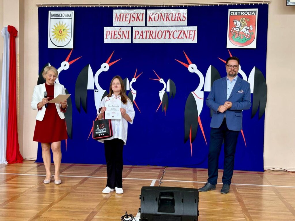 Miejski Konkurs Piosenki Patriotycznej. Kornelówka gościła muzyczne talenty 30 Konkurs Piesni Patriotycznej 2