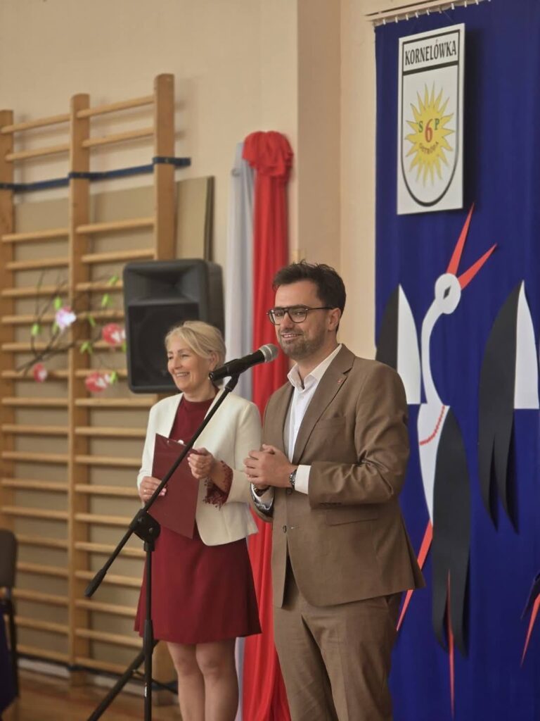 Miejski Konkurs Piosenki Patriotycznej. Kornelówka gościła muzyczne talenty 32 Konkurs Piesni Patriotycznej 20