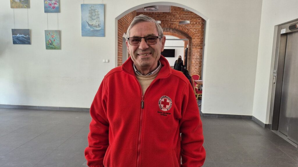Co zrobić z ubraniami? Pytamy po waszych komentarzach - odpowiada Czyste Środowisko i PCK Ostróda! 14 Co Zrobić Z Ubraniami? Odpowiada Stanisław Makowski, Kierownik Biura Rejonowego Pck Ostróda.