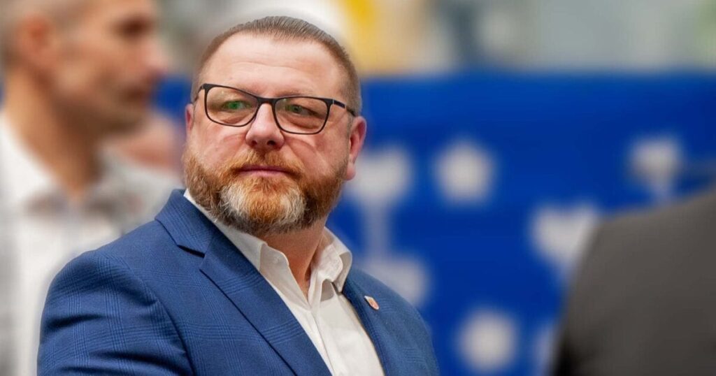 Czy Marek Husar utraci mandat radnego? Remis 6:6 na gorącej sesji Rady Gminy Ostróda! 23 marek husar prof