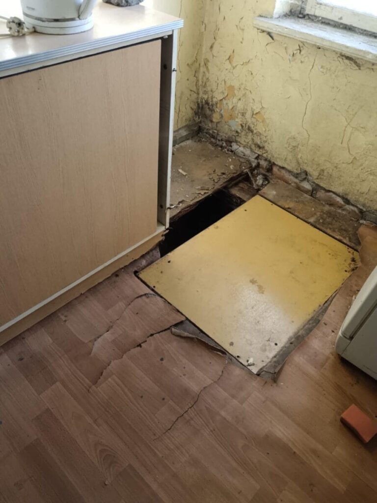 Mieszkanie Komunalne Przed Remontem 5