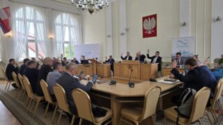 Wotum zaufania za 2024 rok dla burmistrza Rafała Dąbrowskiego.