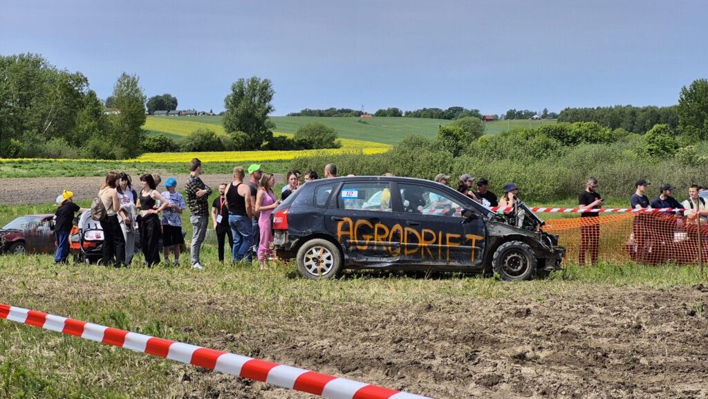 Wrak Race 28