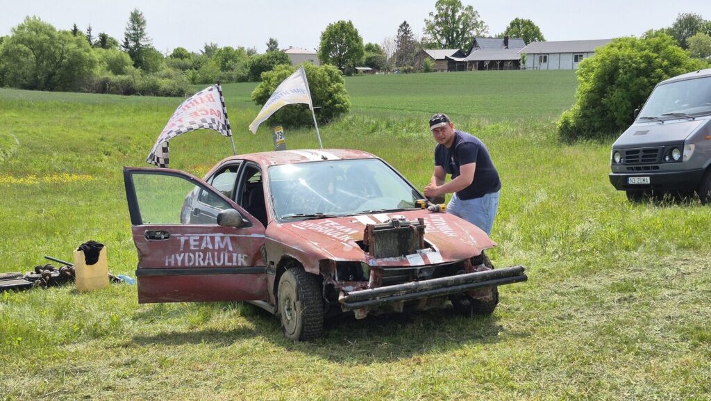 Wrak Race 36
