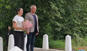 500 lat Reformacji w Ostródzie: nazwanie Ronda Reformacji i odsłonięcie pamiątkowej tablicy 22 500 Lat Reformacji Ostroda Rondo Tablica Gizewiusz 08