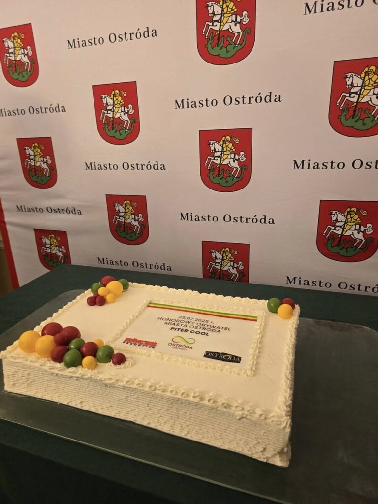 Piotr Kolaj honorowym obywatelem Ostródy. Reggae Town dziękuje swojemu twórcy 14 Piotr Kolaj Honorowym Obywatelem Ostródy