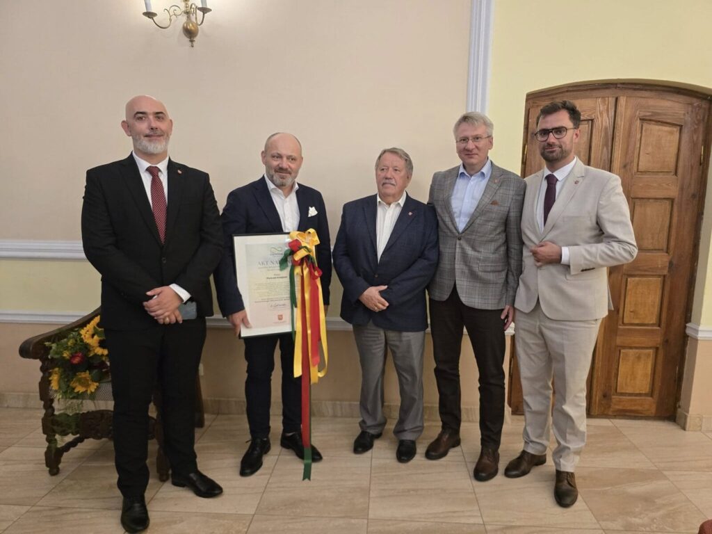 Piotr Kolaj honorowym obywatelem Ostródy. Reggae Town dziękuje swojemu twórcy 9 Piotr Kolaj Honorowym Obywatelem Ostródy