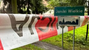 Gmina Zalewo: Nie Żyją Irena I Tadeusz Z Janik Wielkich. Policja Podejrzewa, Że Za Zabójstwem Stoi Ich Syn, Który Przyjechał Z Gdańska.