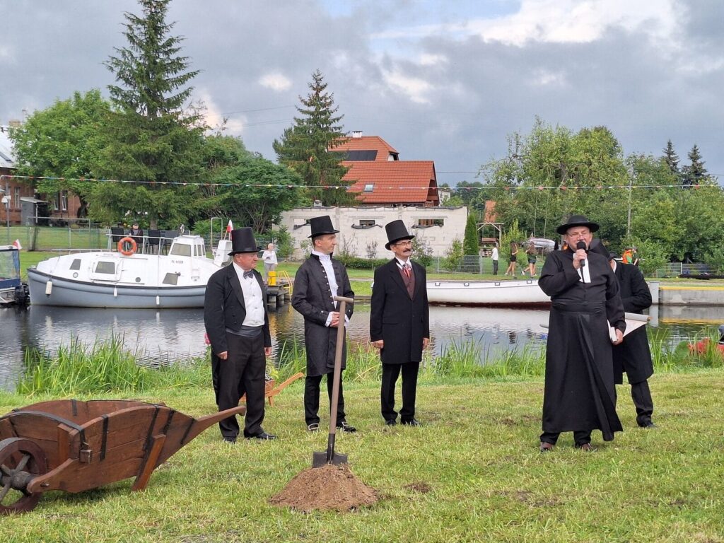 Kanal Elblaski 181. Lecie