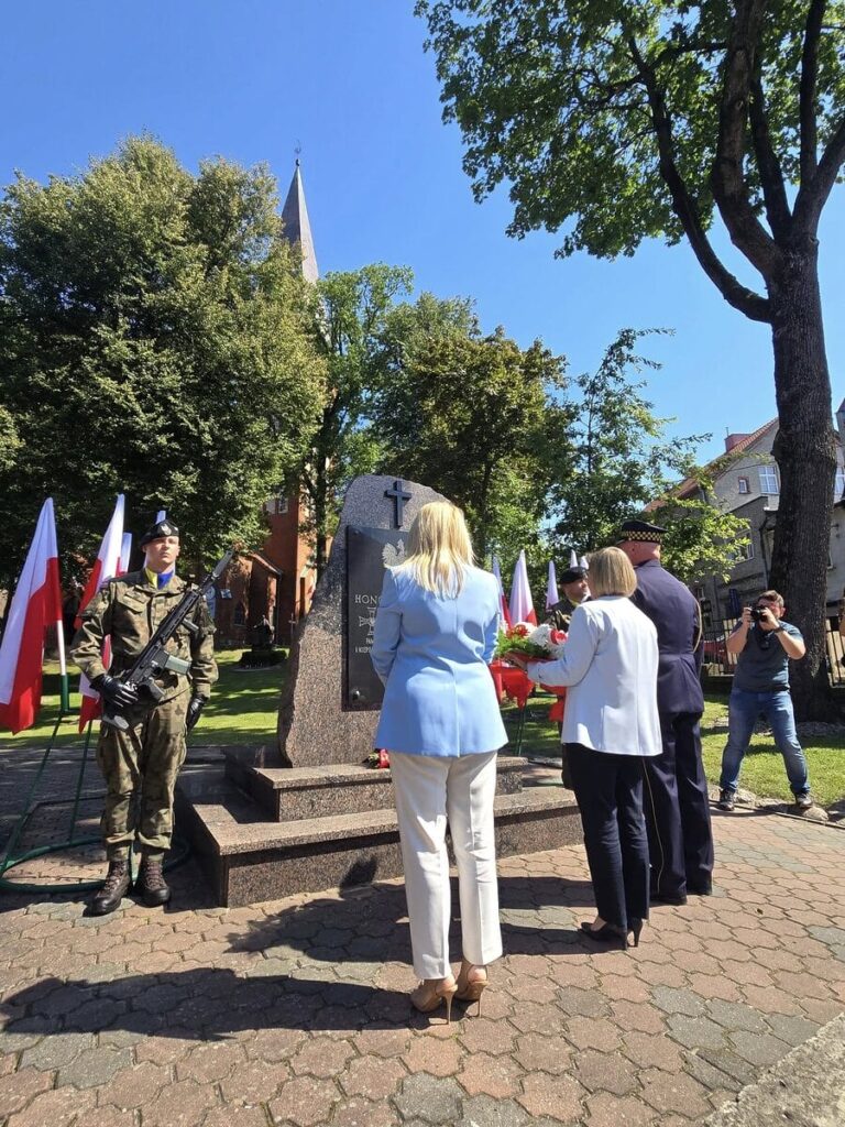 Święto Wojska Polskiego w Ostródzie. Wspólne obchody 3 samorządów 9 Święto Wojska Polskiego W Ostródzie 2025