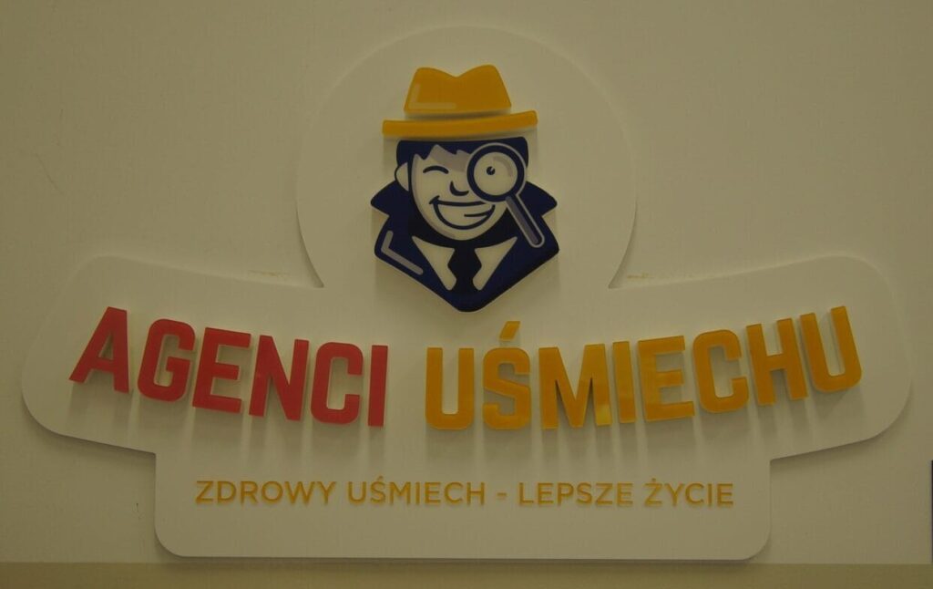 Nowoczesny gabinet stomatologiczny w LO nr I w Ostródzie – efekt współpracy samorządu i partnera prywatnego 4 Gabinet-Stomatolog-Agenci-Uśmiechu