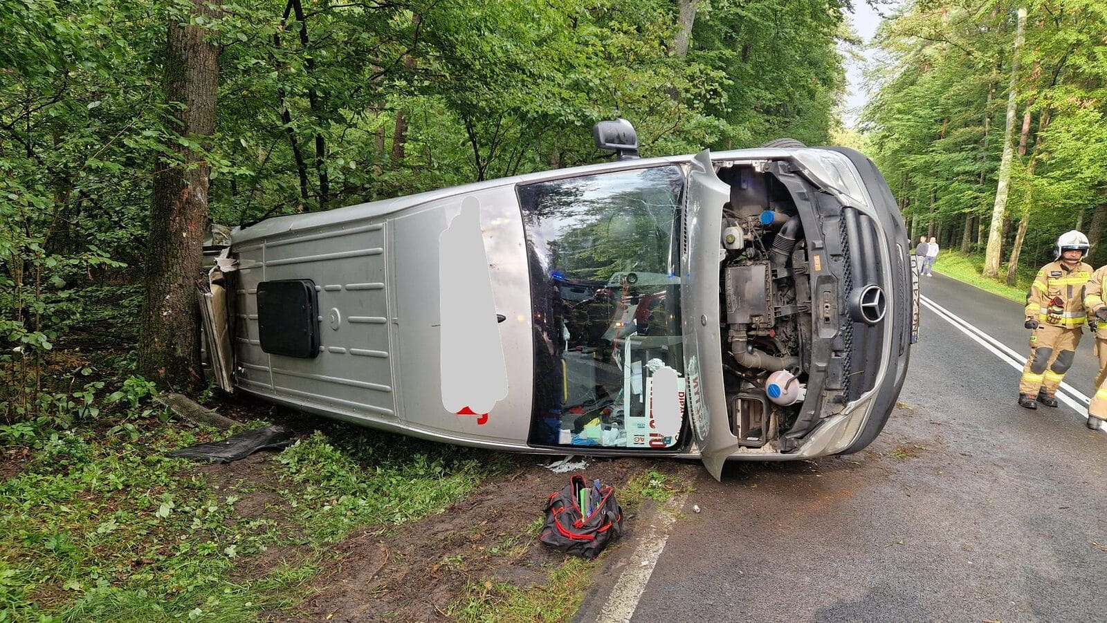 Wypadek na DK16 w gminie Ostróda. Bus wypadł z drogi! 1 Wypadek Na Dk16 W Gminie Ostróda. Do Zdarzenia Doszło Dziś (25.08) Po Godzinie 16 W Zawadach Małych. Ze Wstępnych Informacji Wiemy, Że Bus Wypadł Z Drogi Krajowej.