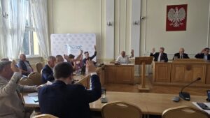 Podwyżki W Urzędach. Samorządy Musiały Wydać Dodatkowe Pieniądze.