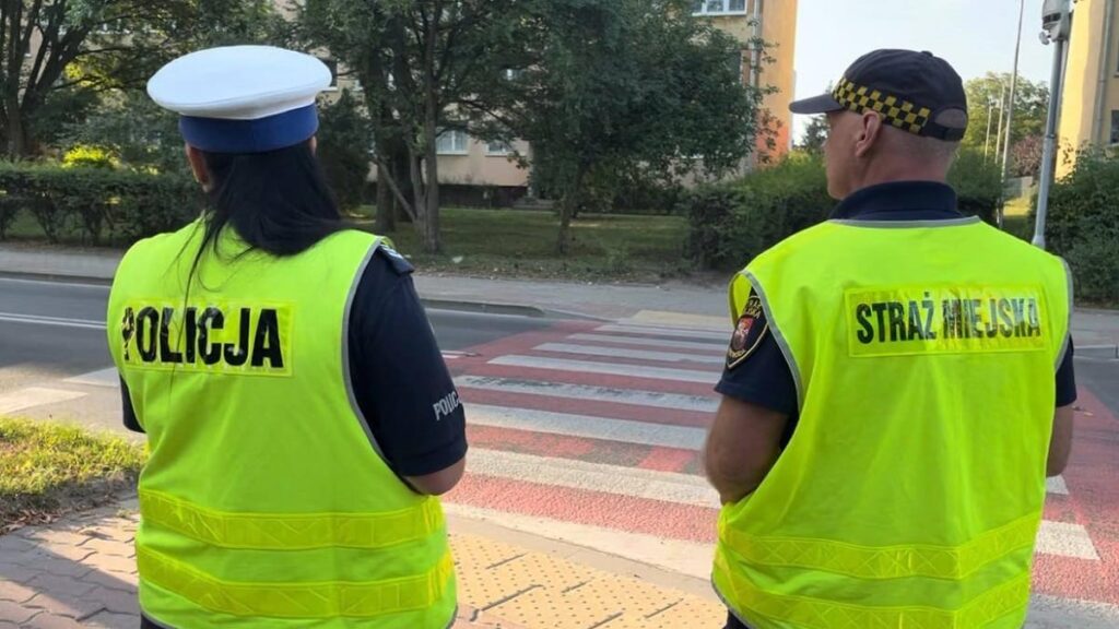Kierowco, zwolnij! Ruszyła akcja bezpieczna droga do szkoły 3 Ruszyła Akcja Bezpieczna Droga Do Szkoły.