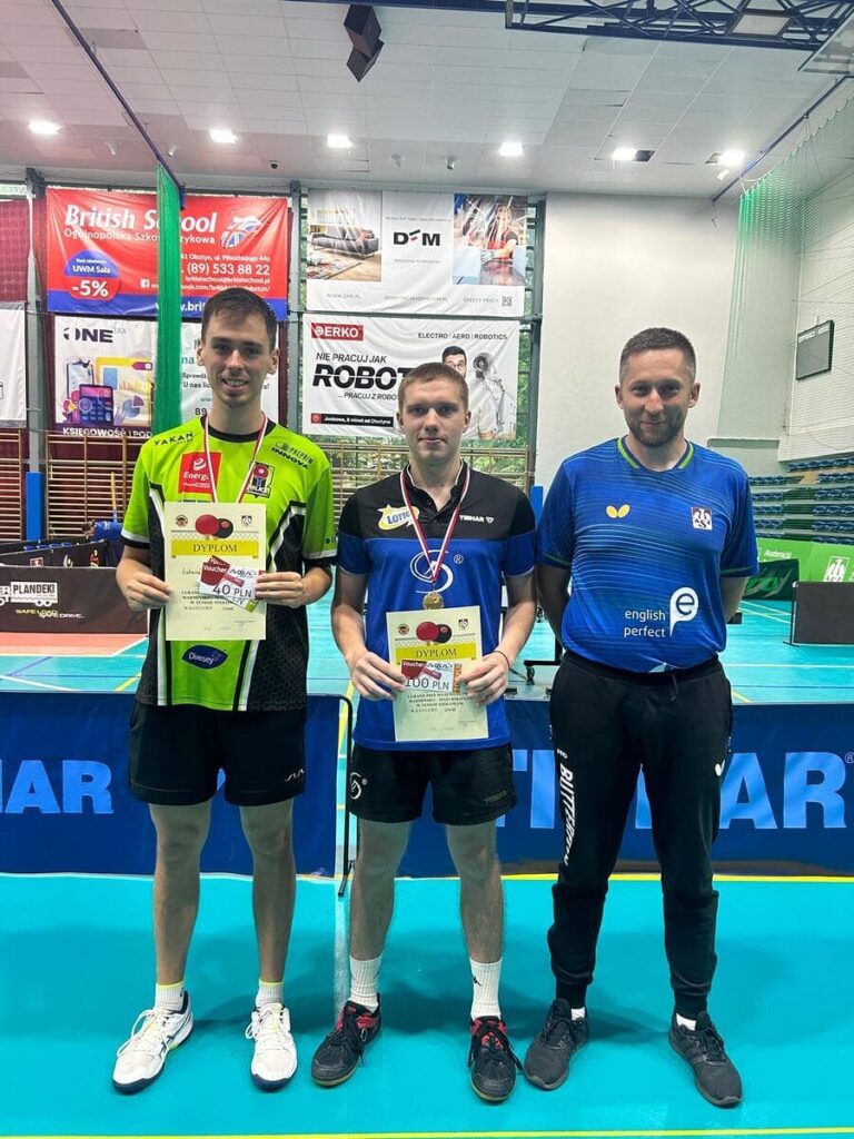 On srebrny, ona brązowa. Dobry początek sezonu tenisistów Morlin Ostróda 4 Medale Zawodników Morlin Ostróda Na I Grand Prix Warmii I Mazur Juniorów I Seniorów