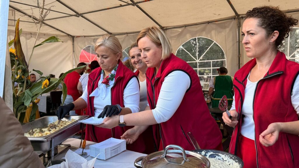 Placki po szlachecku z Turznicy podbiły Kraplewo! XVII Mazurski Dzień Ziemniaka już za nami 2 Xvii Mazurski Dzień Ziemniaka Kraplewo 2025