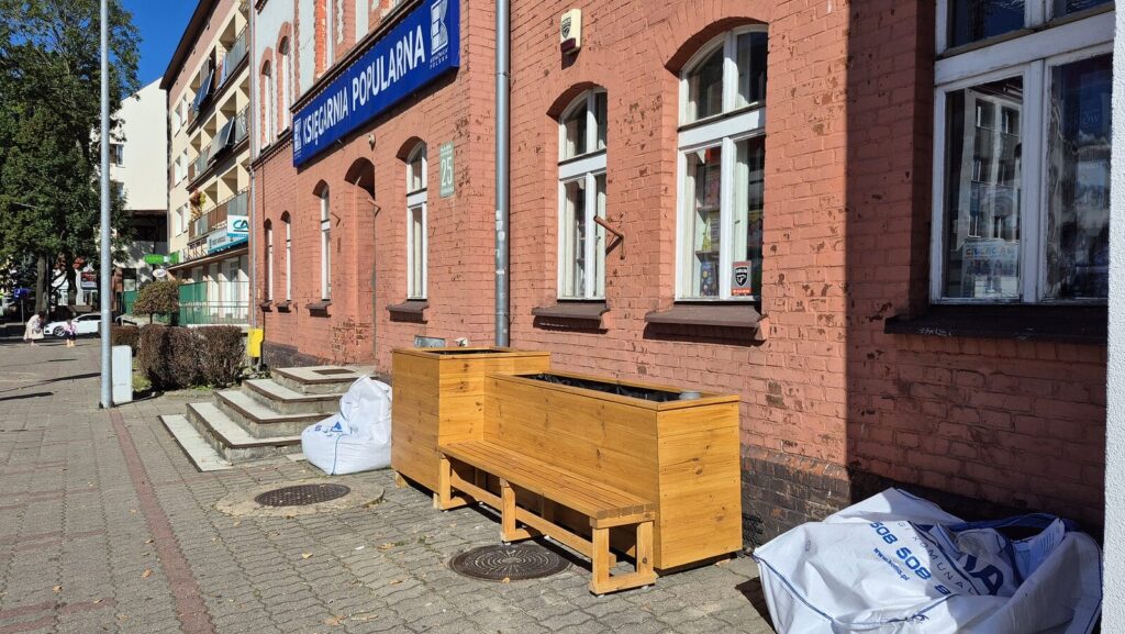 Ogród deszczowy w Ostródzie. Ekipa z Bagien zbudowała prototyp! 2 Ogród Deszczowy W Ostródzie. Ekipa Z Bagien Zbudowała Prototyp!