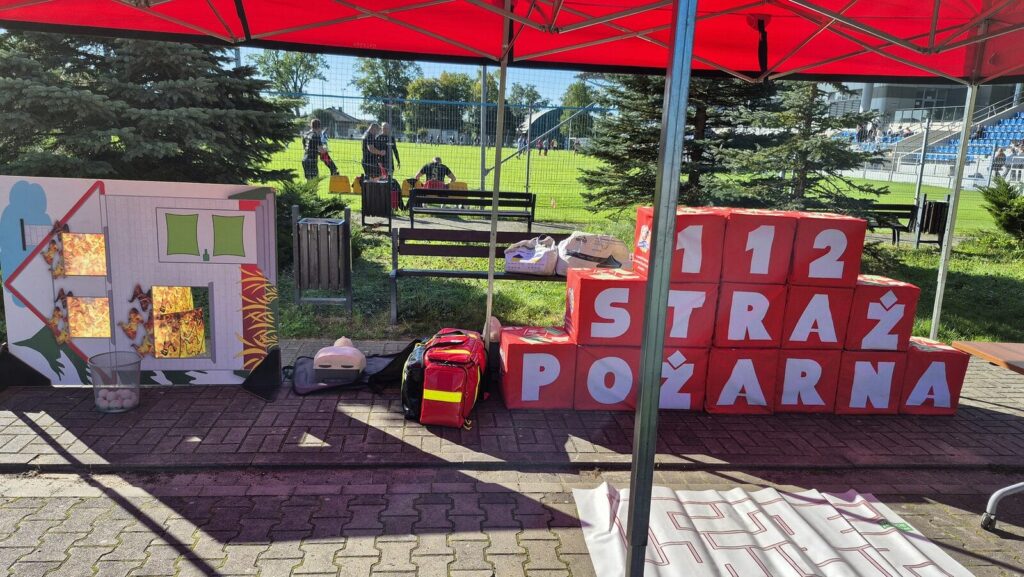 Zagrali Dla Wiktora. Policjanci I Samorządowcy Zjednoczeni W Szczytnym Celu.