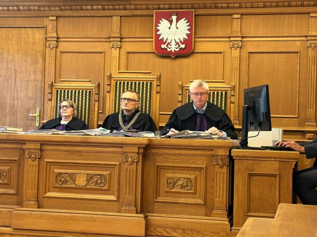 Sąd nie rozstrzygnął meldunku Marka Husara. Sprawa wraca do punktu wyjścia 3 Husar Skład Sędziowski
