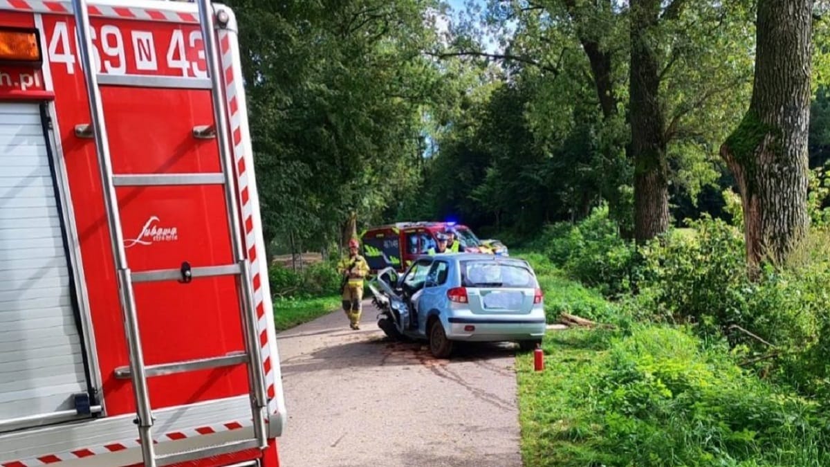 Tragedia W Gminie Lubawa. Nie Żyje Młody Kierowca