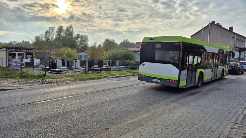Autobusy We Wszystkich Świętych. Podajemy Szczegóły Kursów