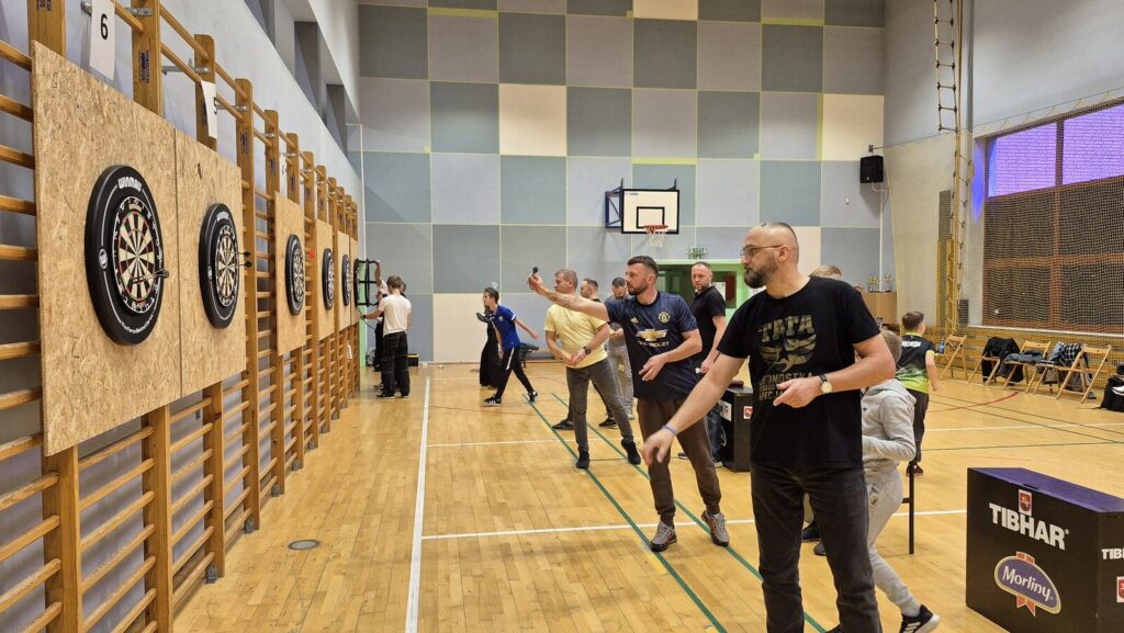 Michał Bielicki wygrał ostatnie Grand Prix Darta, a Łukasz Kowalkowski zgarnął główną nagrodę wartą 1000 złotych! 6 Michał Bielicki Wygrał Ostatnie Grand Prix Darta.