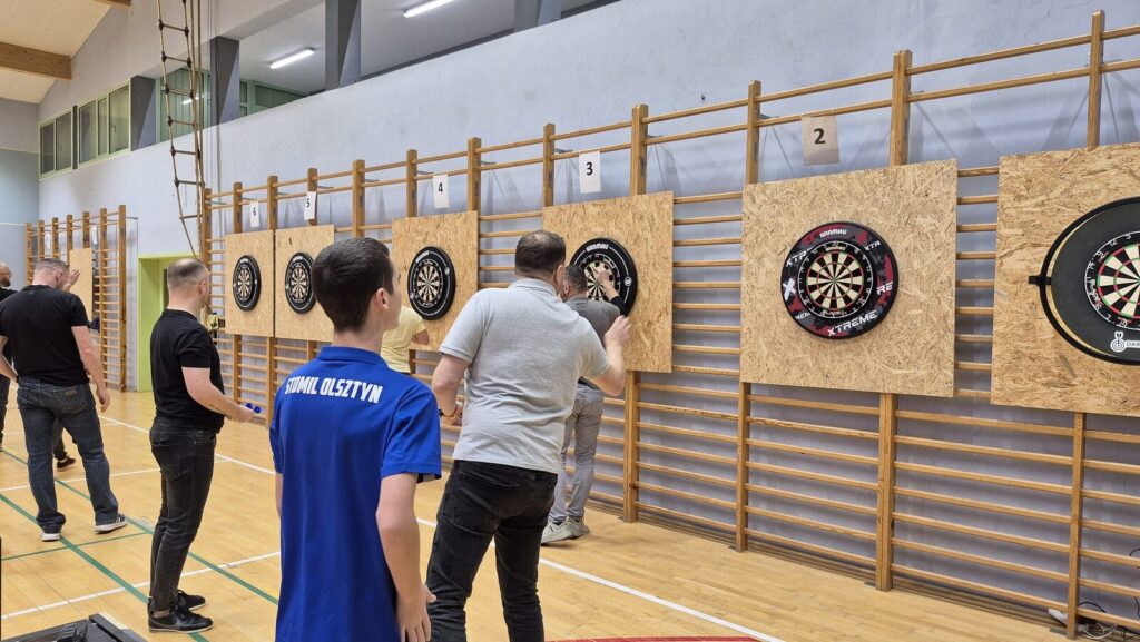 Michał Bielicki wygrał ostatnie Grand Prix Darta, a Łukasz Kowalkowski zgarnął główną nagrodę wartą 1000 złotych! 5 Michał Bielicki Wygrał Ostatnie Grand Prix Darta.
