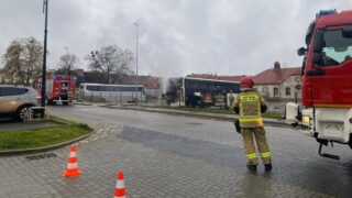 Pożar autobusu w Ostródzie. Miały nim pojechać dzieci do szkoły!