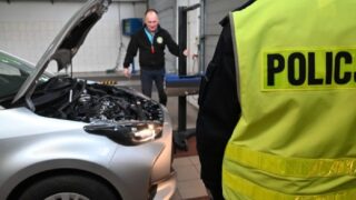 Światła w samochodzie. Diagności sprawdzą je za darmo!