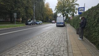 Wypadek na Czarnieckiego. Młody mężczyzna trafił do szpitala