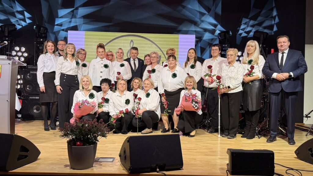 Gmina Ostróda: Gminne Centrum Kulturalno-Biblioteczne w Samborowie oficjalnie otwarte 38 Gminne Centrum Kulturalno Biblioteczne W Samborowie Oficjalnie Otwarte 10
