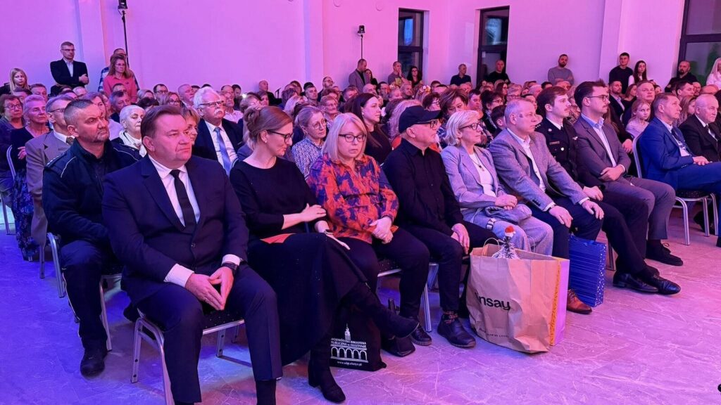 Gmina Ostróda: Gminne Centrum Kulturalno-Biblioteczne w Samborowie oficjalnie otwarte 7 Gminne Centrum Kulturalno-Biblioteczne W Samborowie Oficjalnie Otwarte
