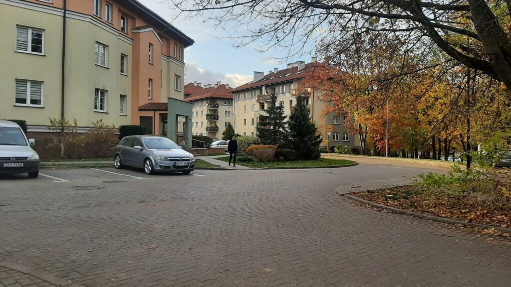 Absurdalny zakaz do likwidacji? - W obu kierunkach od Kauflandu w Chrobrego 3 Absurdalny Zakaz Do Likwidacji? - W Obu Kierunkach Od Kauflandu W Chrobrego