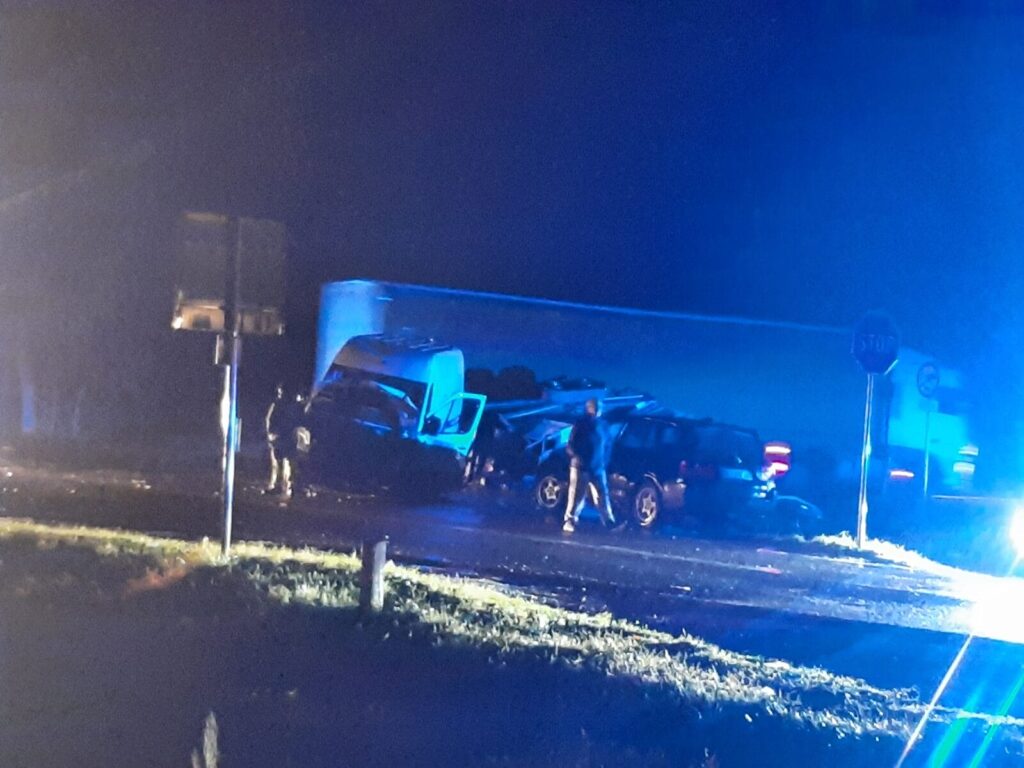 Karambol Na Krajowej 16 Pod Ostródą. Zderzyły Się 4 Pojazdy! - Zdjęcia